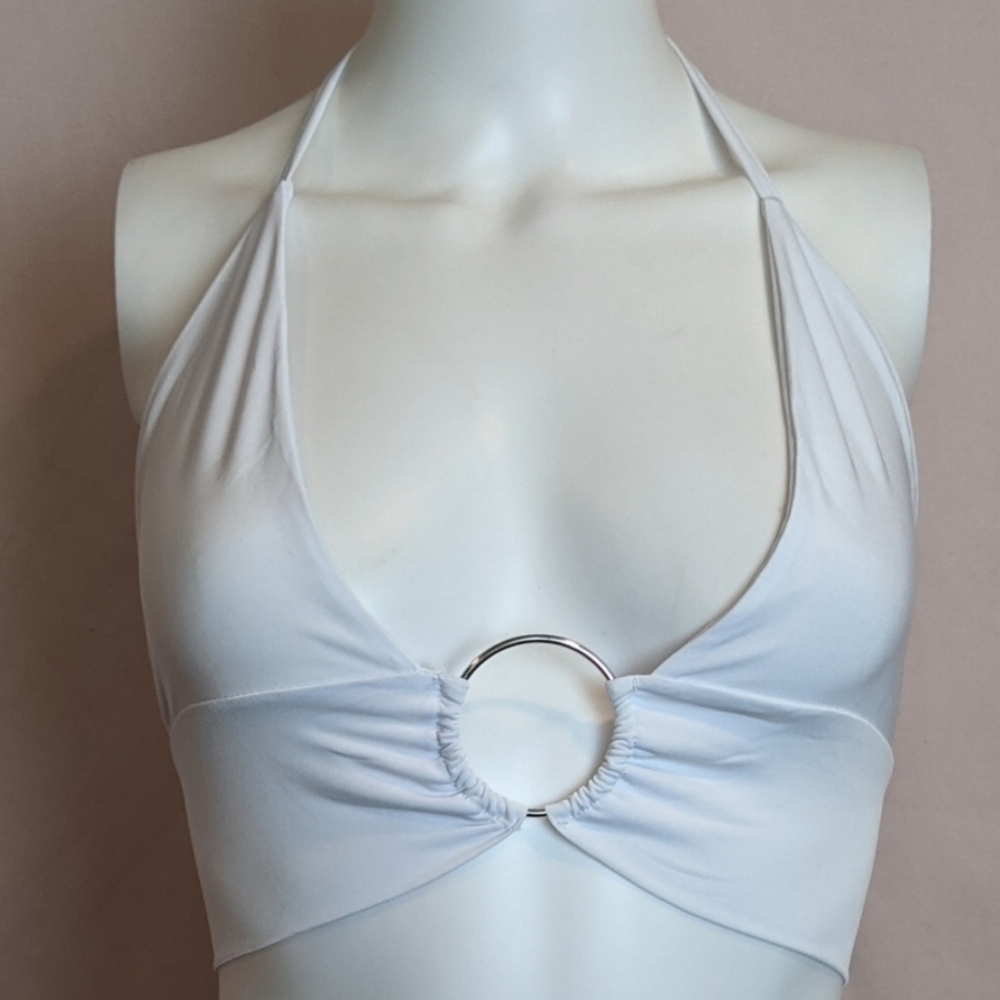 PrettyLittleThing White Ring Detail Plunge Bralet Tie Back Crop Top size 2